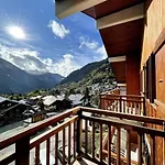 T3 Champagny-en-vanoise Avec Terrasse Plein Sud * La Plagne