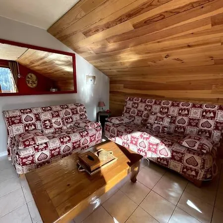 T3 Champagny-en-vanoise Avec Terrasse Plein Sud *