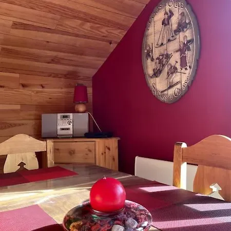 T3 Champagny-en-vanoise Avec Terrasse Plein Sud * La Plagne
