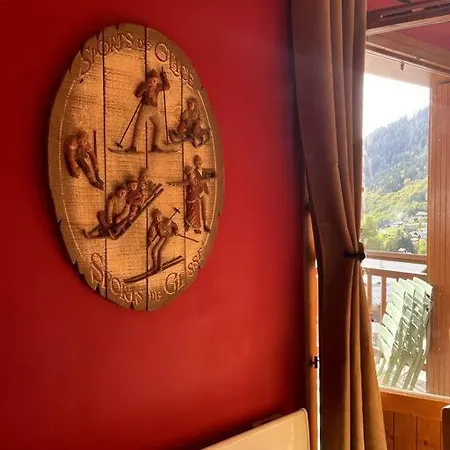 T3 Champagny-en-vanoise Avec Terrasse Plein Sud Appartement *