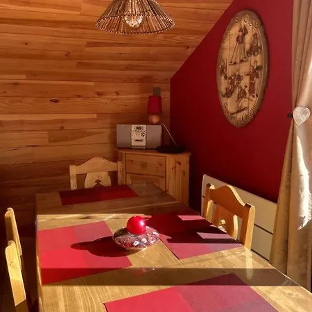 T3 Champagny-en-vanoise Avec Terrasse Plein Sud *