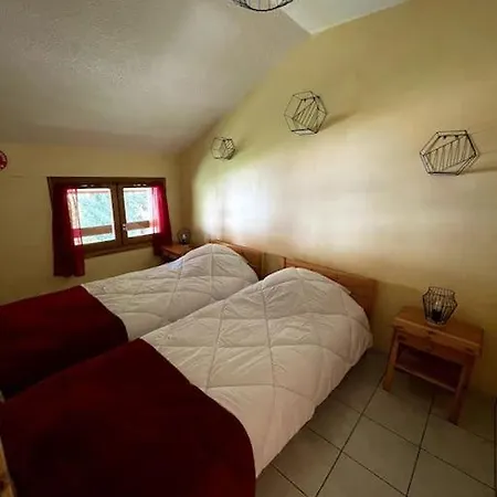 Appartement T3 Champagny-en-vanoise Avec Terrasse Plein Sud *