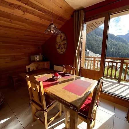 T3 Champagny-en-vanoise Avec Terrasse Plein Sud Apartment La Plagne