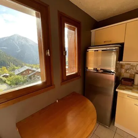 Apartment T3 Champagny-en-vanoise Avec Terrasse Plein Sud