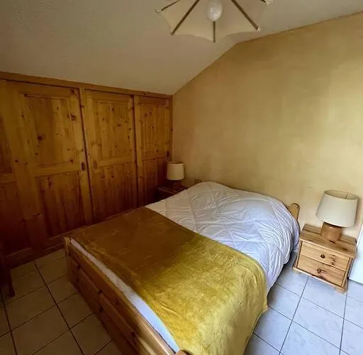 Appartement T3 Champagny-en-vanoise Avec Terrasse Plein Sud *